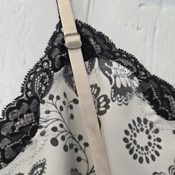 Victoria's Secret Black and White Lace Slip Dress Vintage - Picture 7 of 13